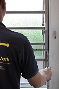 LIXIL �����ʊi�q �{�H���@