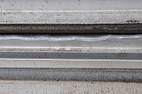 ステンレス車輪で削ったレール